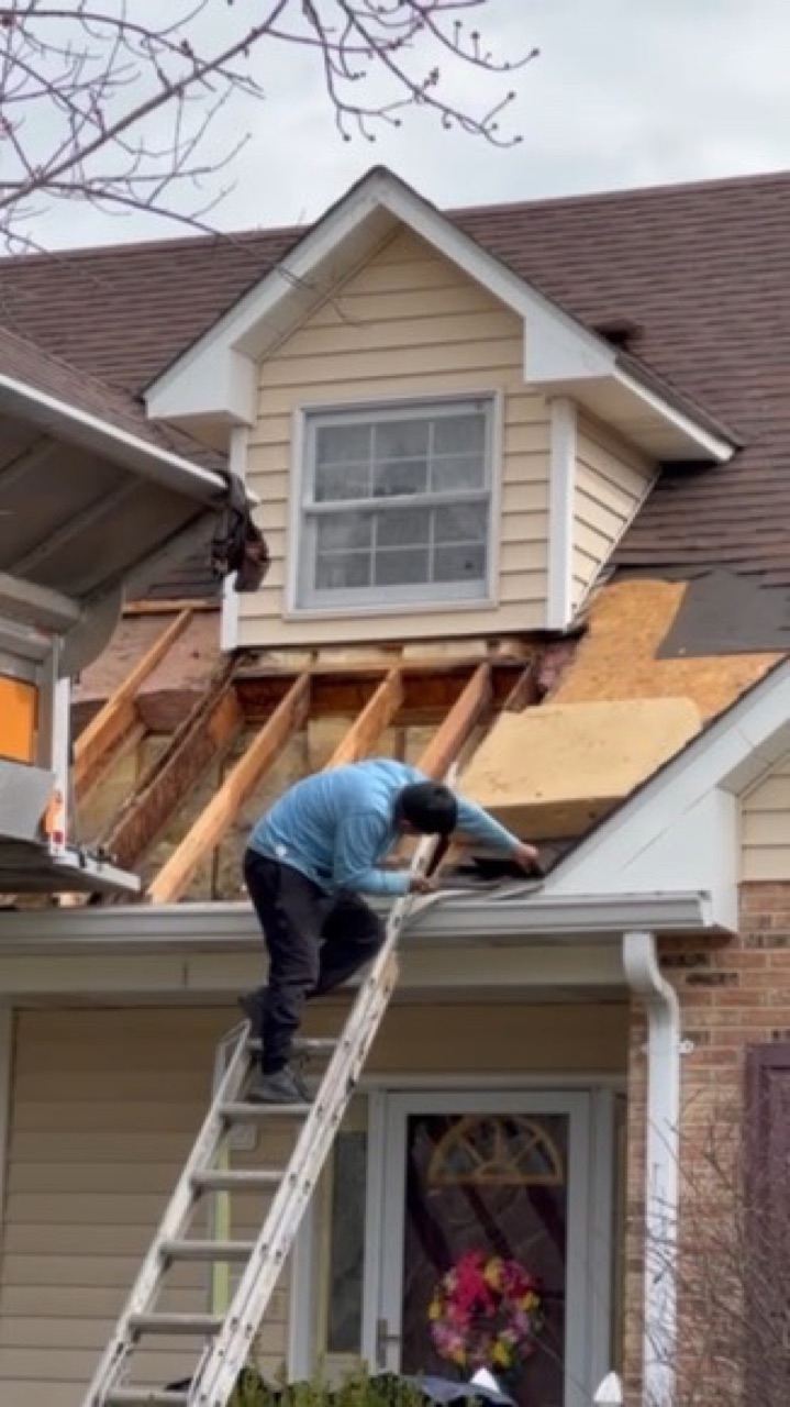 Free roof measurement and inspection on a Union Missouri home
